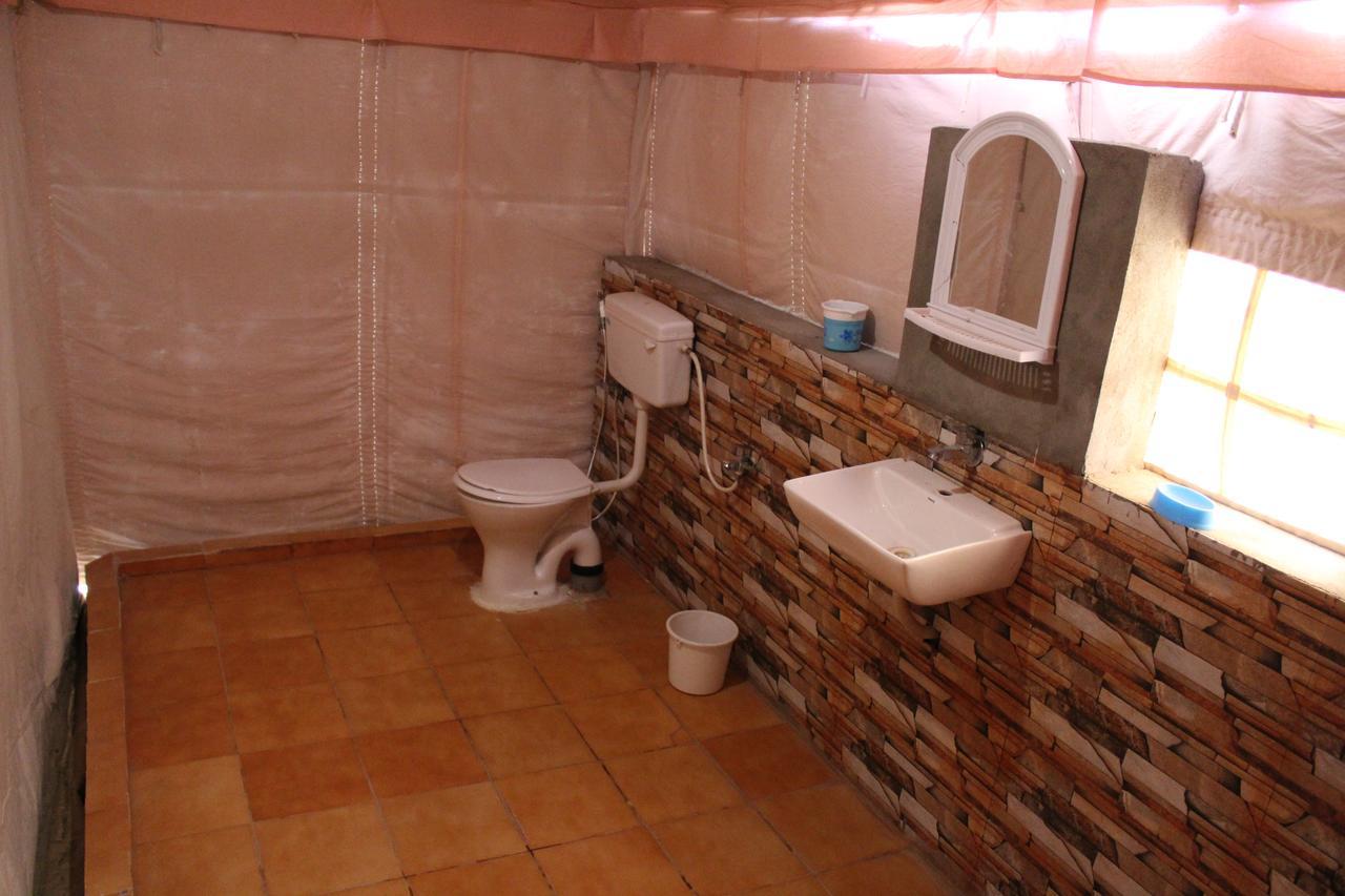 Hotel Nova Patgar Tents Bhuj Exterior foto